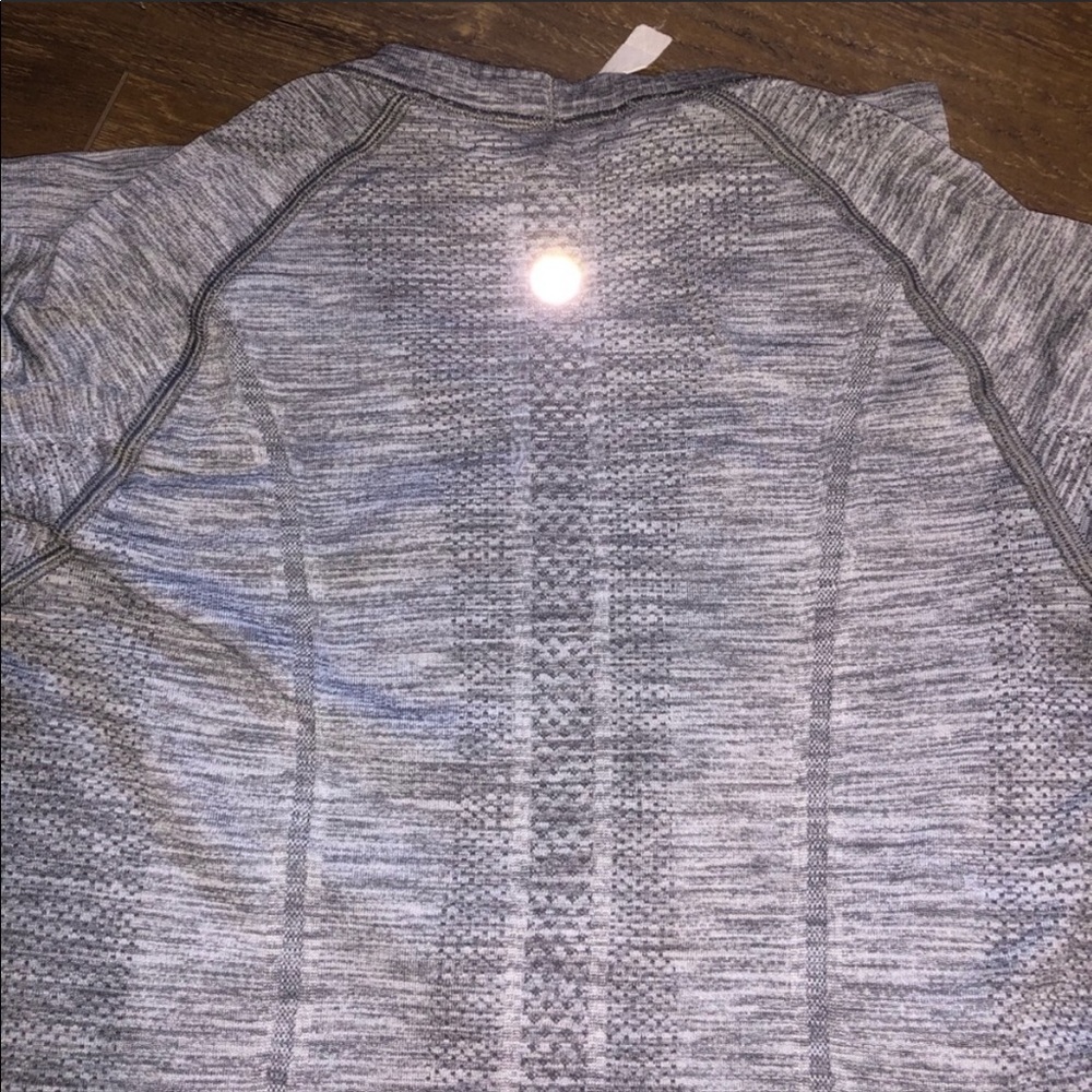 Lululemon Swifty Tech Long Sleeve size 2